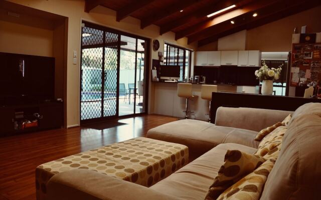 TL Warmest Homestay