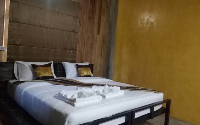 Baan9Nan Guest Home in Nan City