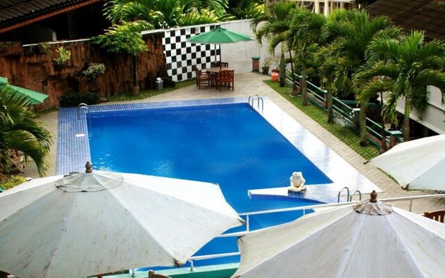 Royal Denai Hotel