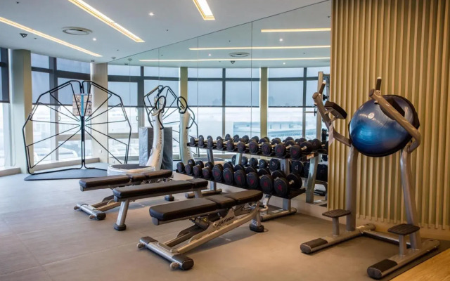 Fullon Hotel Taoyuan Airport Access MRT A8