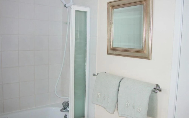 Winterbourne Cottage, Salisbury