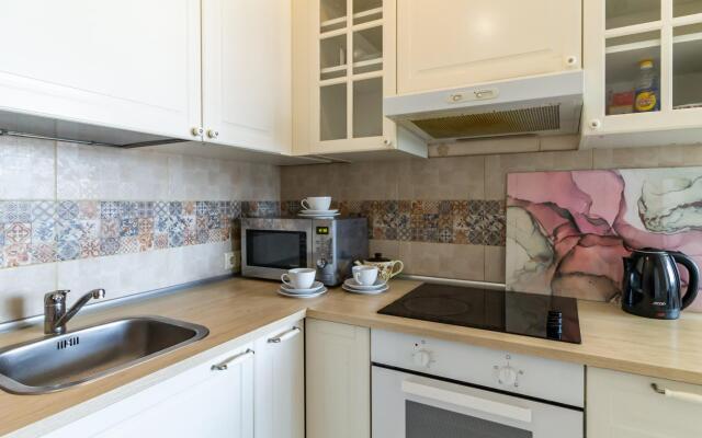 Moment House (Момент Хаус) на улице Молодёжная 4