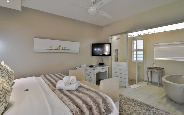 Hermanus Lodge on the Green