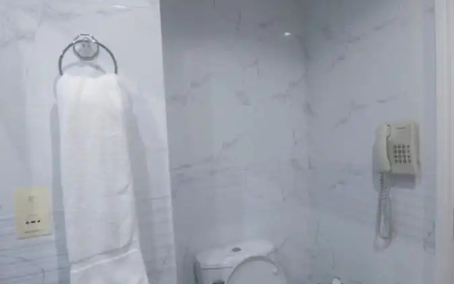 Dream White Hotel