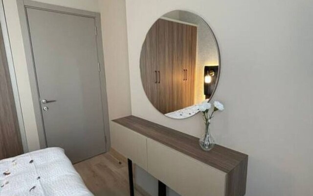 Special 2 1 Suite Apartment Near Mall of Istanbul