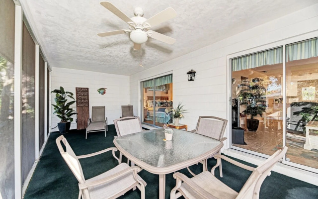 Polynesian Gardens Villa P6 by Vtrips