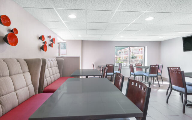 Ramada Tuscaloosa Alabama