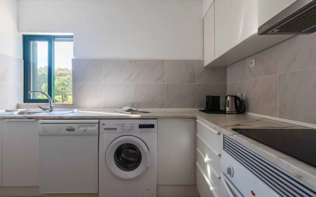 Salgados 1 Bedroom Apartment - 500m da Praia