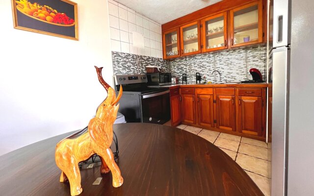 Val Hotel