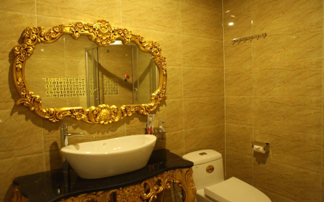 Phung Hoang Golden Hotel