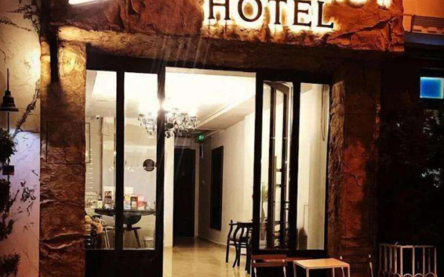 The Diderot Hotel