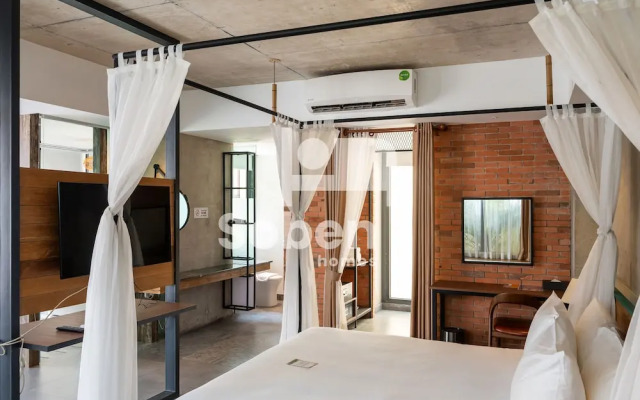 Royal Palace Suites Phnom Penh by Soben