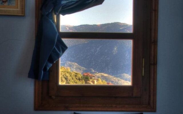 Nefeles Guesthouse