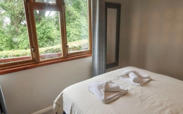The Lodge @ Clifftop Park