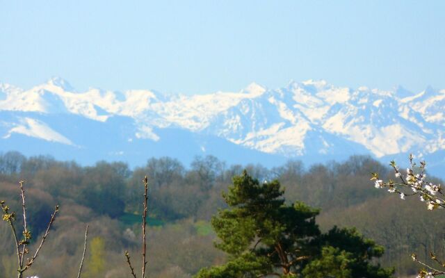 House With 2 Bedrooms in Monlaur-bernet, With Furnished Terrace