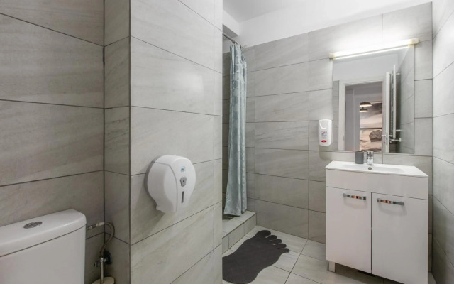 Bucharest Central Apartments - Shabbat Friendly