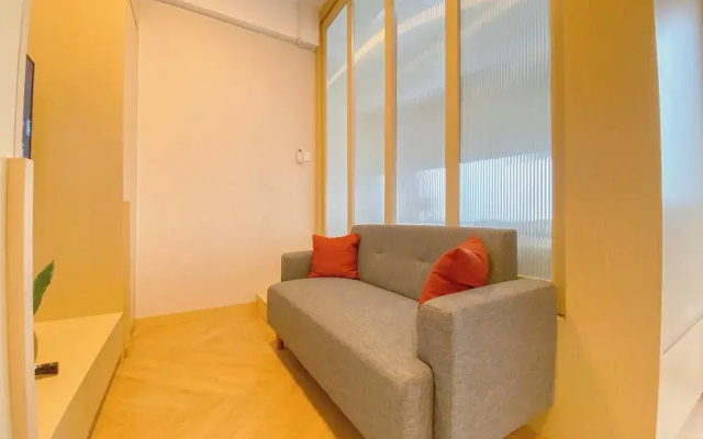 Spacious And Minimalist Studio Apartment At Vasanta Innopark