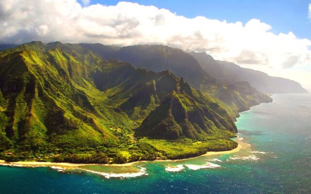 Villa of Kamalii 10 by RedAwning