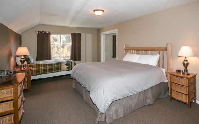 Leavenworth River Haus