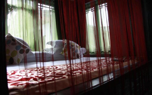 Lijiang Mijing Inn