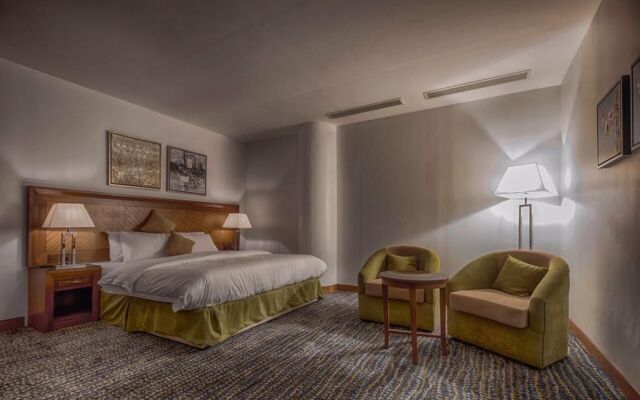 Lotaz hotel suites