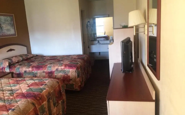 Suite Stay Talladega