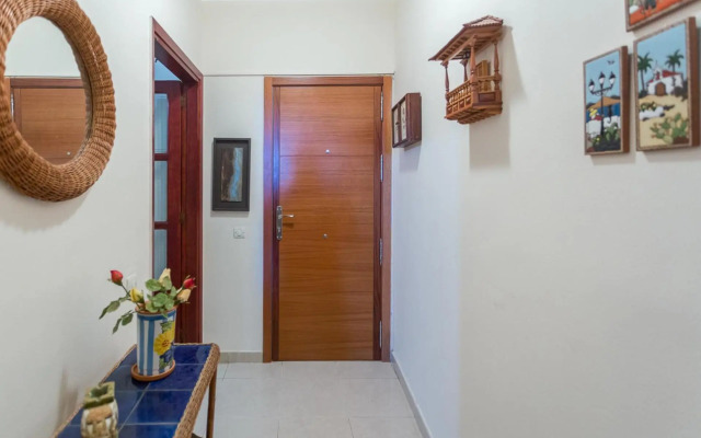 Front line beach with fantastic terrace.