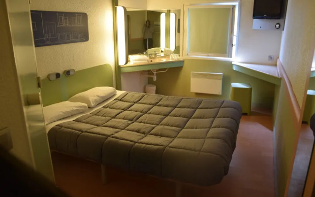 Hotel Design Booking