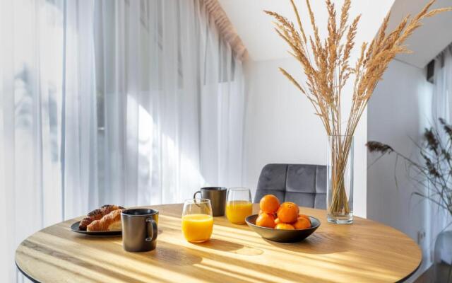 HolidayPlus Apartment, By Cohost