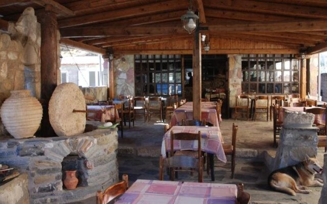 Psamathous Guest House