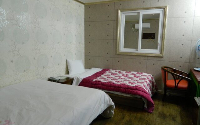 Windsor Royal Hotel