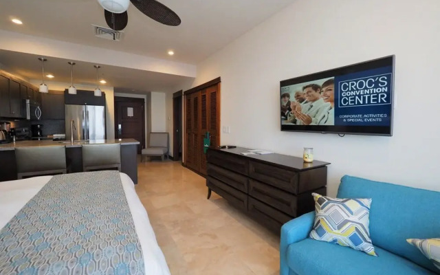 Premium Oceanfront Jaco Studio 7701 by CRHR