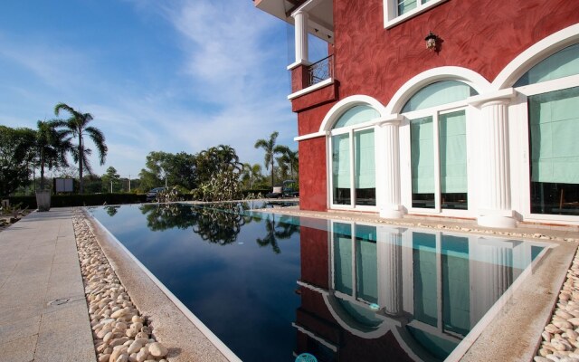 Hacienda Resort Mae Phim