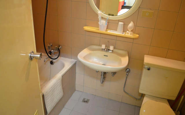 Holo Hostel