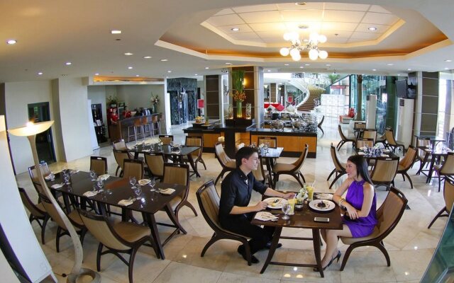 Sarrosa International Hotel and Residential Suites