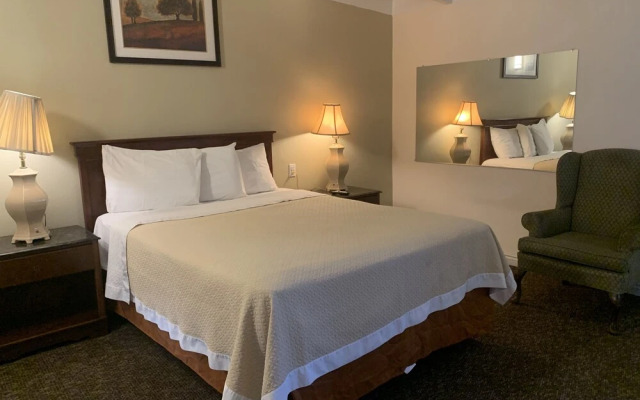 Ventura Beach House Motel