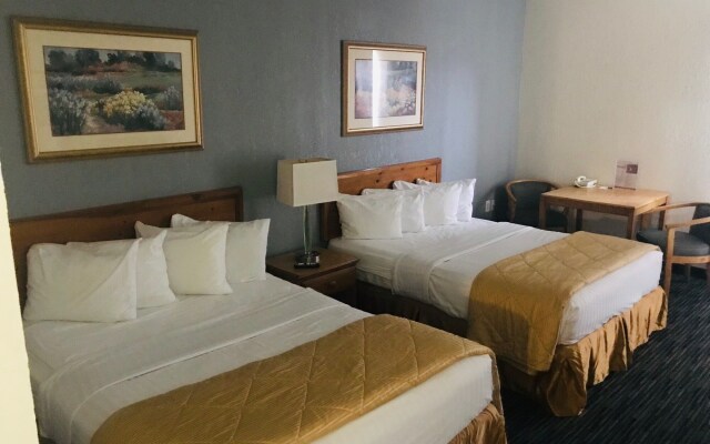 American Inn and Suites Houghton Lake