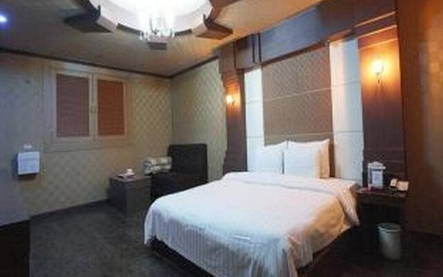 Lexy Hotel