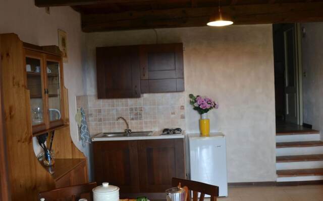 Farmhouse in Monticiano Near Petriolo Spa