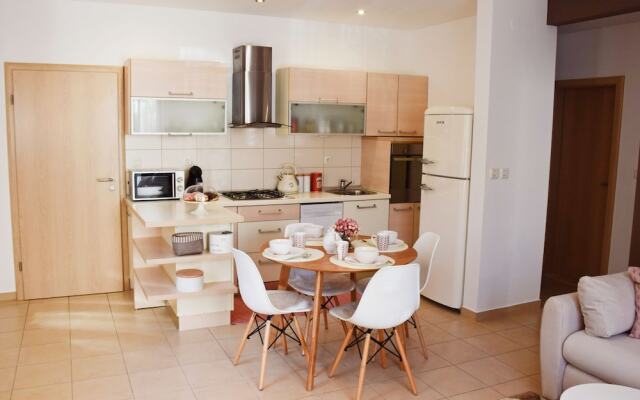 Apartment Wishing Well