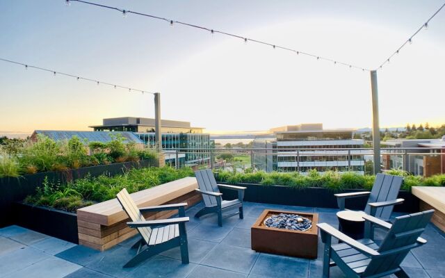 Top Floor with Amazing Views