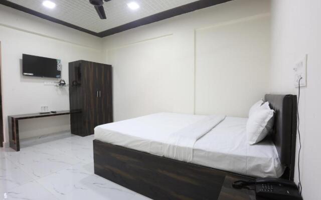 Capital O 85712 Hotel Star Inn