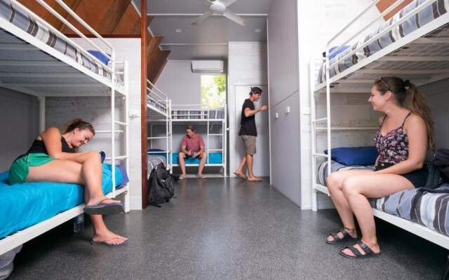Bounce Magnetic Island