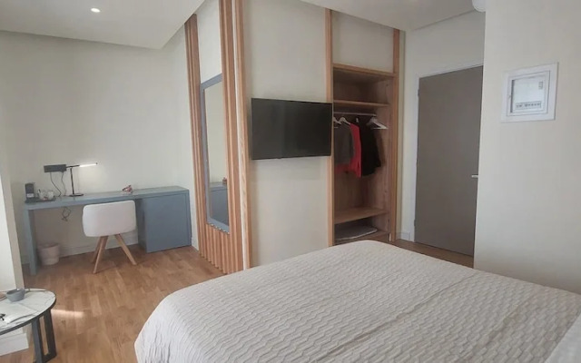 Elite Patras Suites