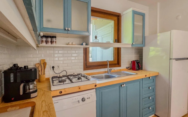 House w Garden 5 min to Tuzburnu Bay in Bozcaada