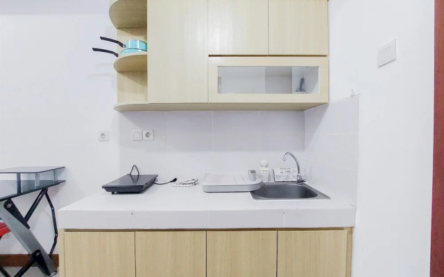 Modern Look 1Br Apartment At Scientia Residence