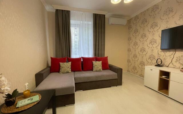 Apartment on Sibiryakova street