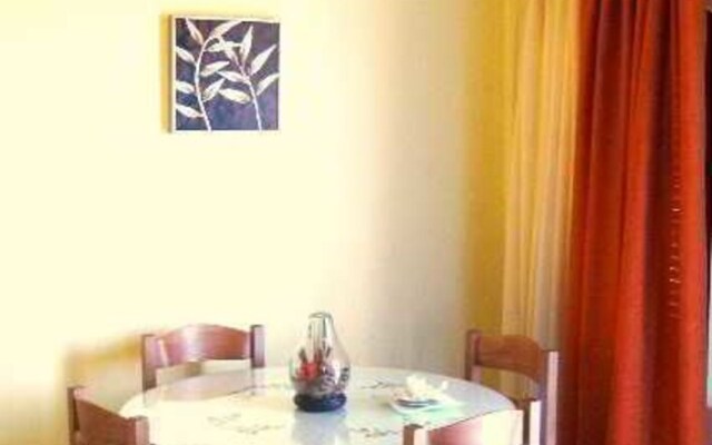 Corina Apartments