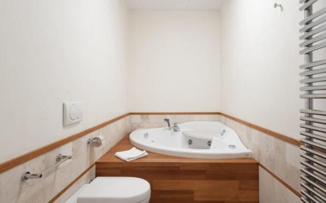 SANTA MARIA NOVELLA STYLISH Loft GREAT LOCATION-Hosted by Sweetstay