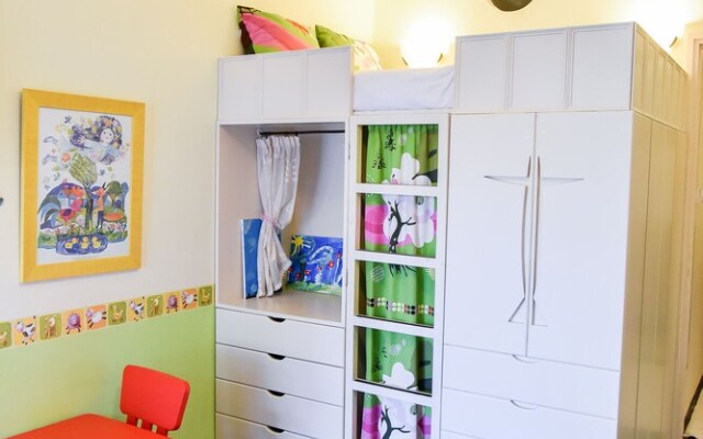 Family Apartment in Nea Smirni
